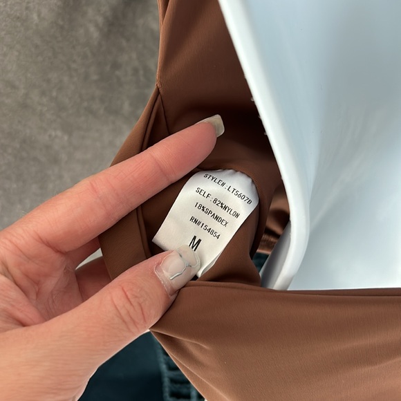 Brown bodysuit size medium - Picture 4 of 4